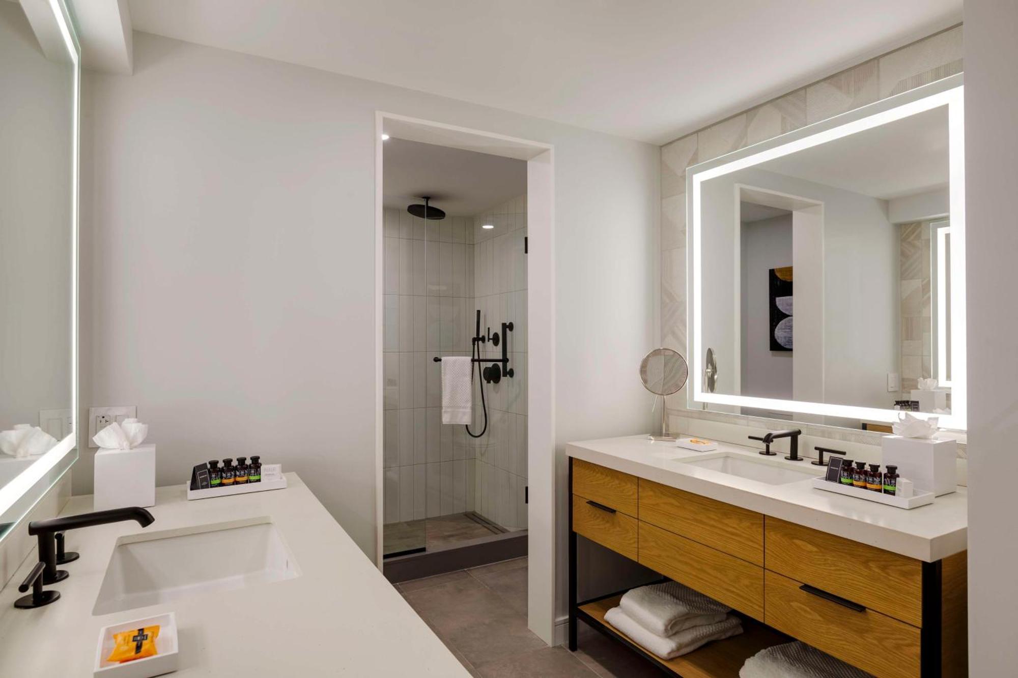 Canopy By Hilton Portland Waterfront 외부 사진